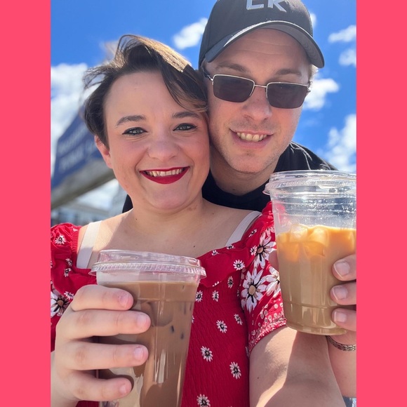 I'm Ashley! I accept offers! - Picture 3 of 8